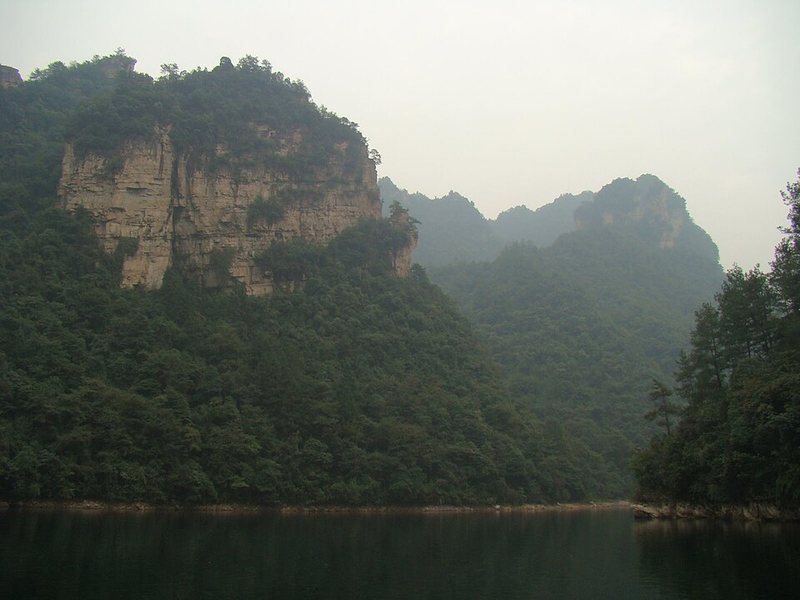 宝峰湖